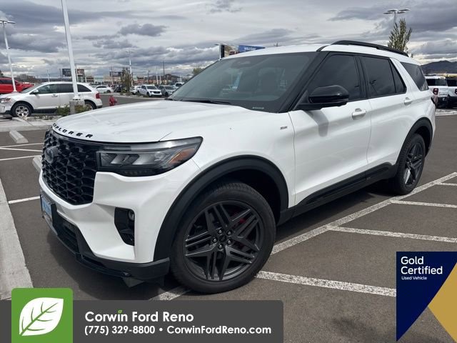 Used 2026 Ford Explorer ST-Line w/ ST-Line Street Pack image 4