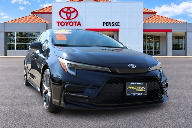 Certified 2026 Toyota Corolla SE FWD image 2