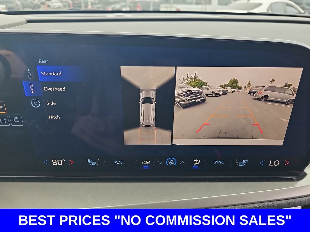 New 2026 Chevrolet Traverse LT w/ Midnight/Sport Edition FWD image 25