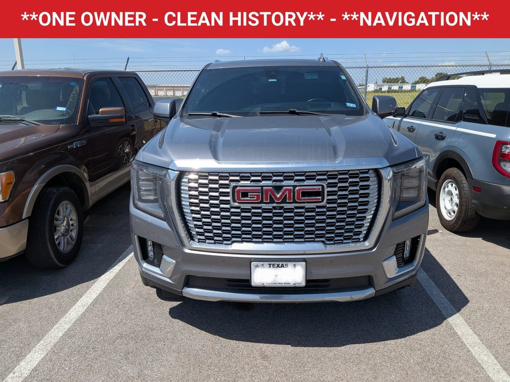 Used 2022 GMC Yukon XL Denali AWD/4WD image 2