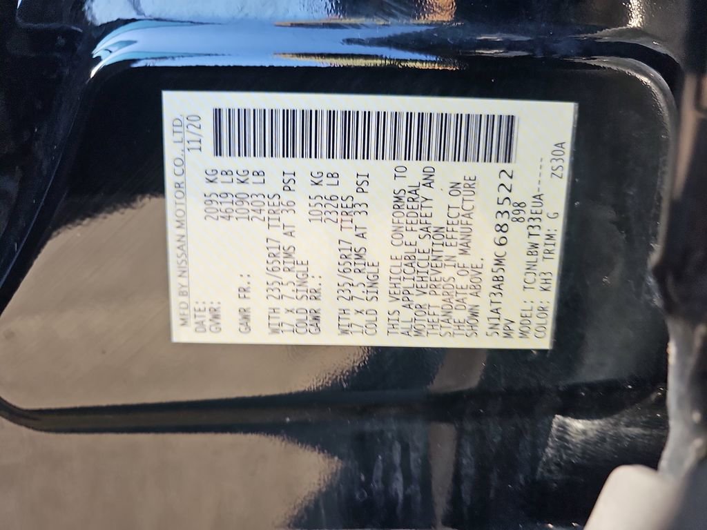 Used 2021 Nissan Rogue S image 37