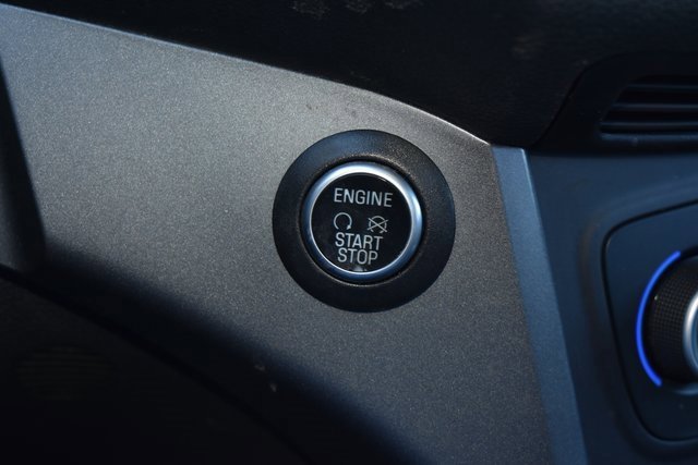 Used 2019 Ford Escape SEL image 21