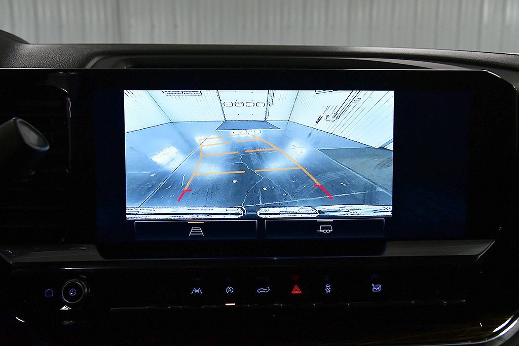 Used 2023 GMC Sierra 1500 Elevation image 25