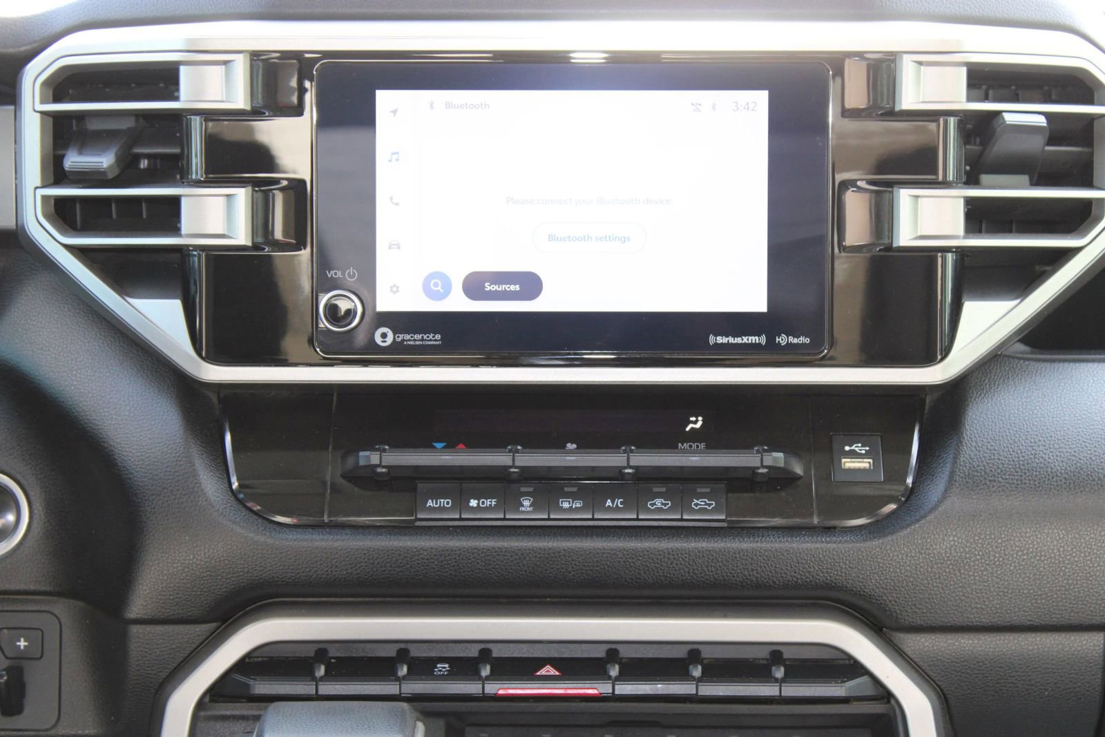 Used 2023 Toyota Tundra SR5 AWD/4WD image 36