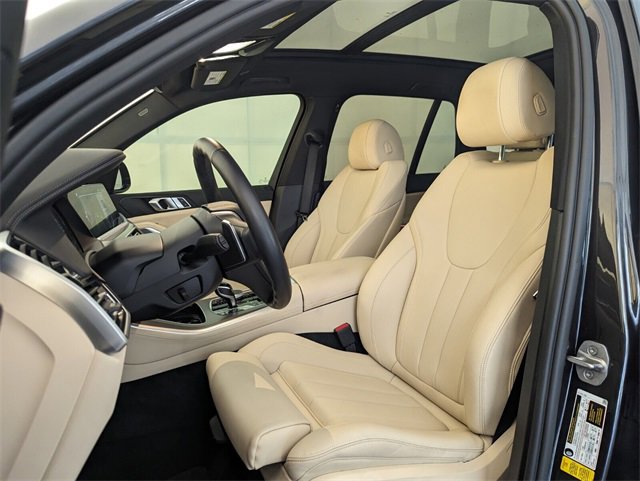 Used 2022 BMW X5 sDrive40i w/ Premium Package image 5