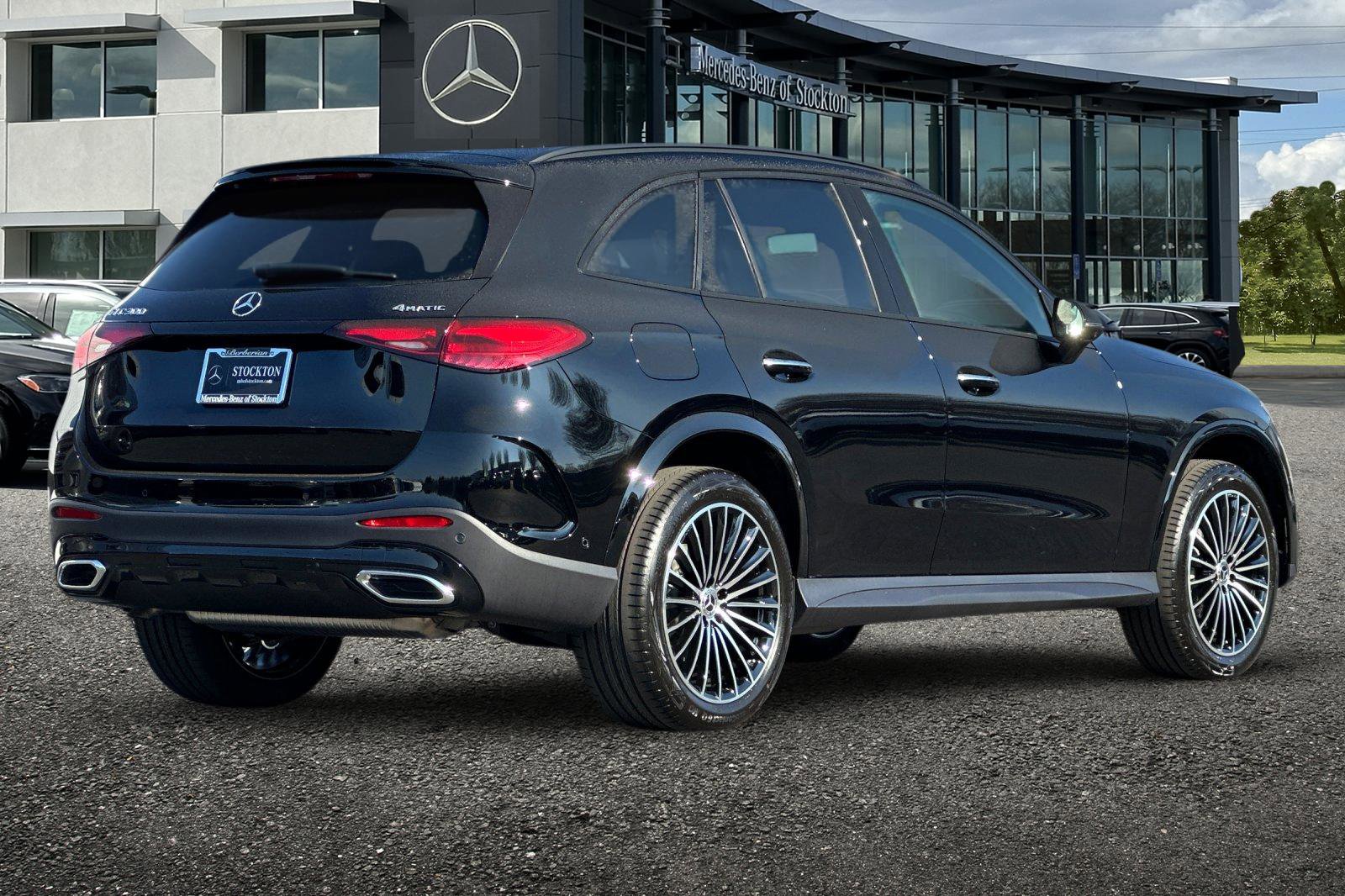 New 2026 Mercedes-Benz GLC 300 300 image 4
