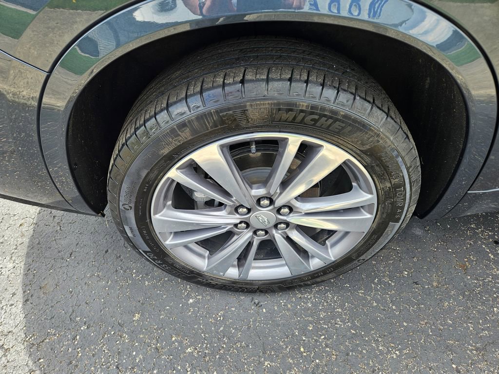 Used 2020 Cadillac XT6 Premium Luxury w/ LPO, Floor Liner Package image 11