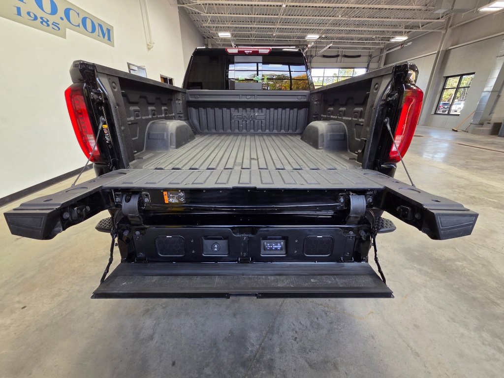 Used 2026 GMC Sierra 1500 Denali Ultimate AWD/4WD image 10
