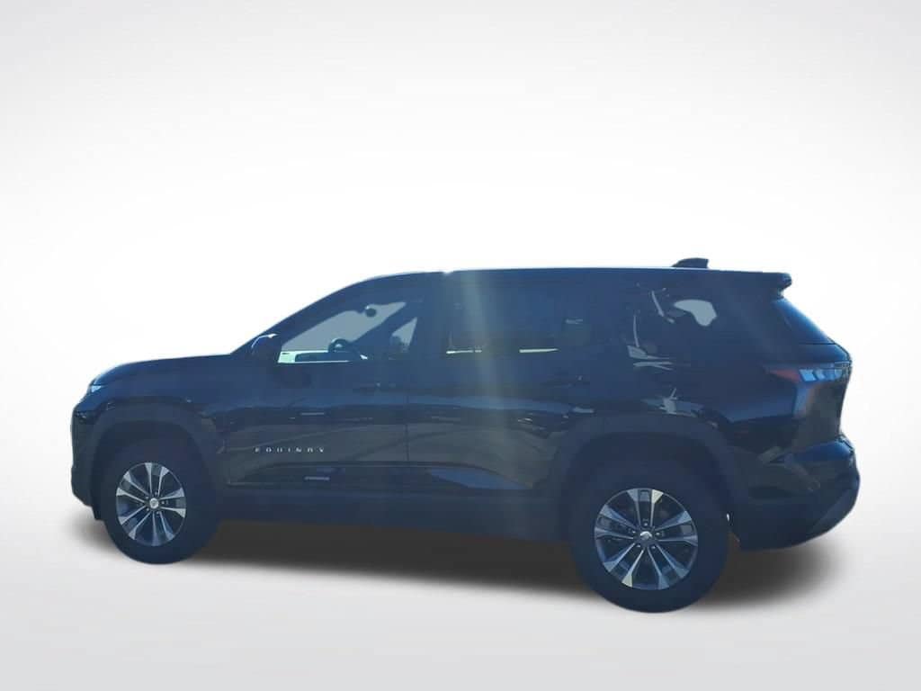 New 2027 Chevrolet Equinox LT w/ Convenience Package II FWD image 7