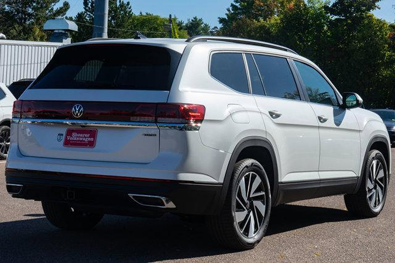 New 2026 Volkswagen Atlas SE image 5