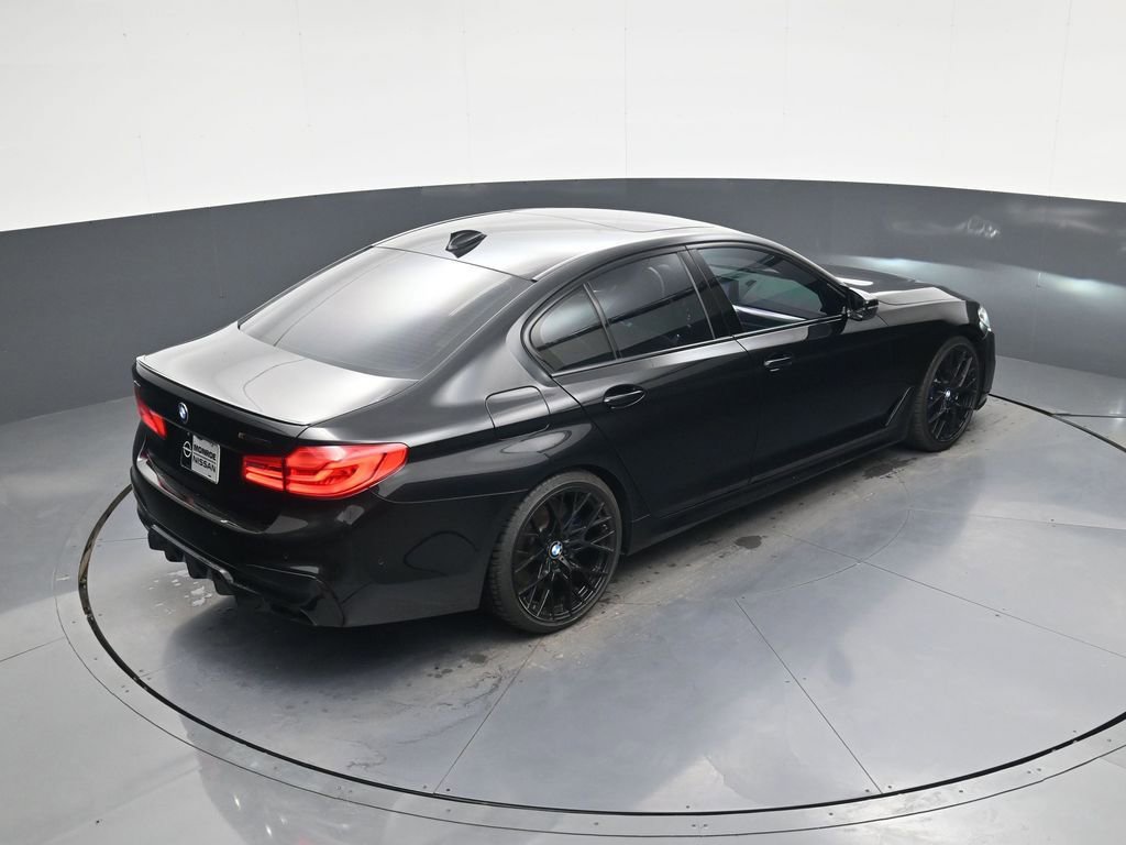 Used 2020 BMW M550i xDrive image 33