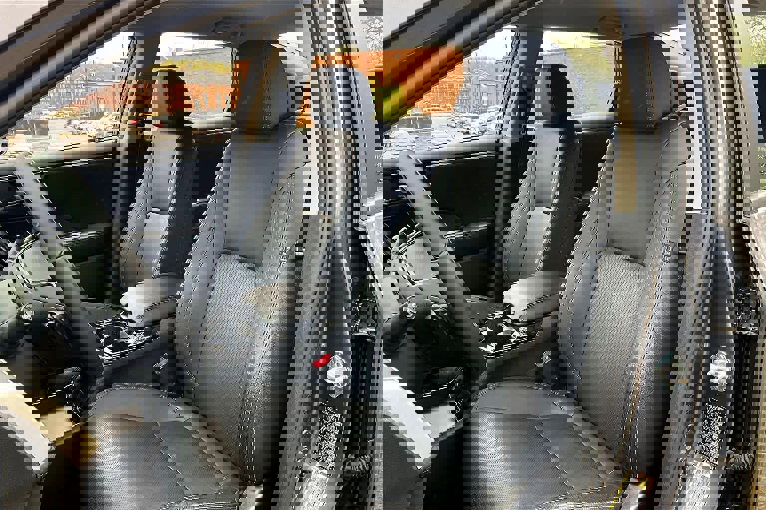 Used 2021 Honda Clarity Touring image 8