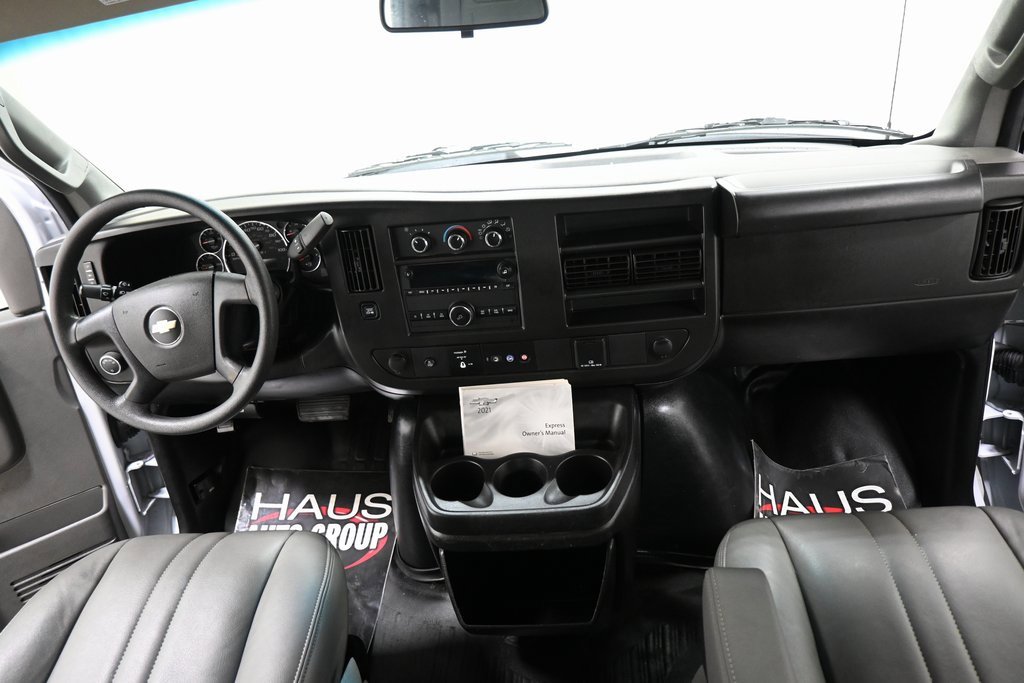 Used 2021 Chevrolet Express 2500 image 4