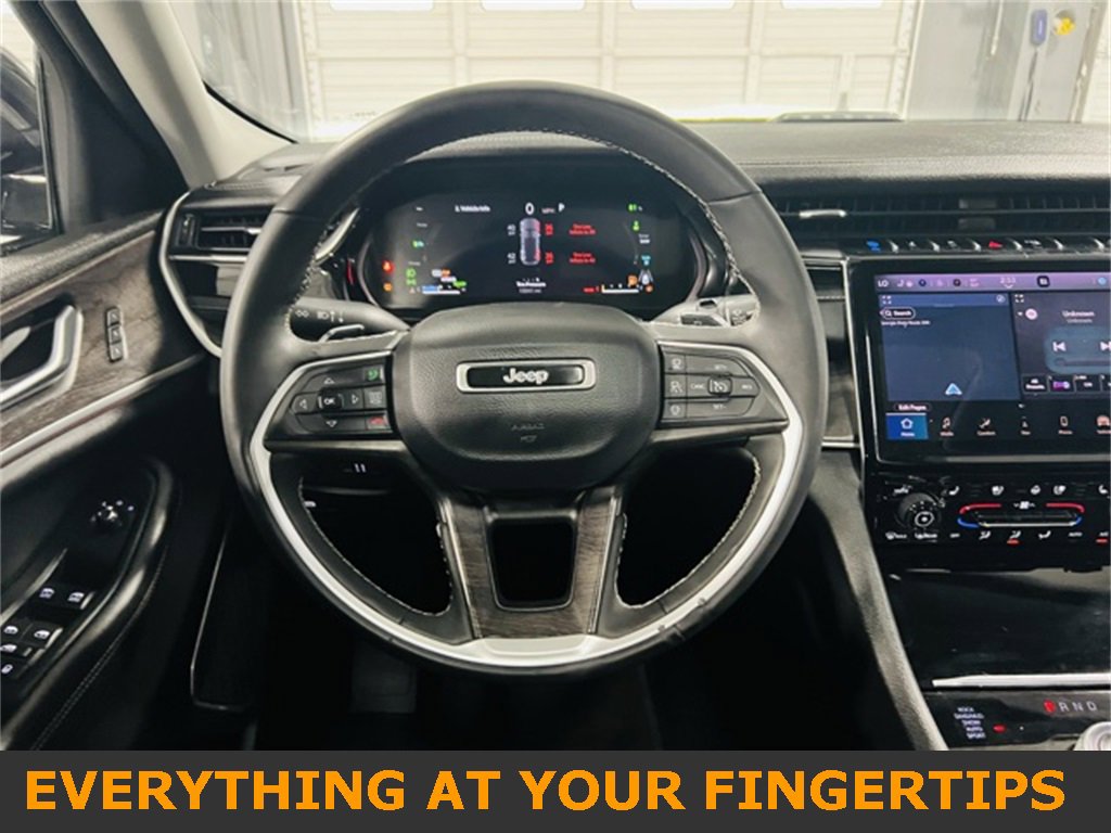 Used 2023 Jeep Grand Cherokee 4WD 4xe w/ Luxury Tech Group II image 5