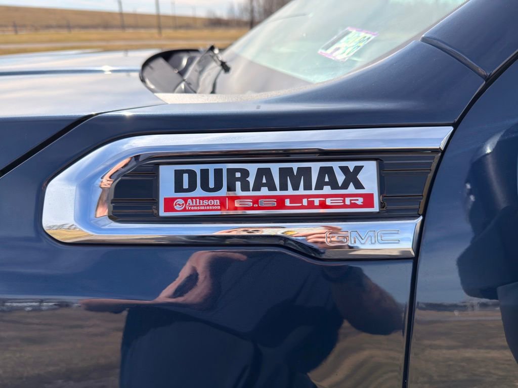 Used 2022 GMC Sierra 2500 SLT w/ SLT Convenience Package image 26