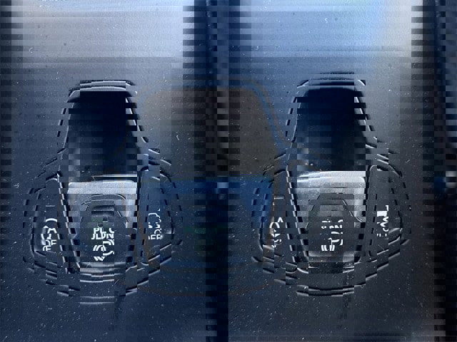 Used 2023 Jeep Renegade Latitude image 20