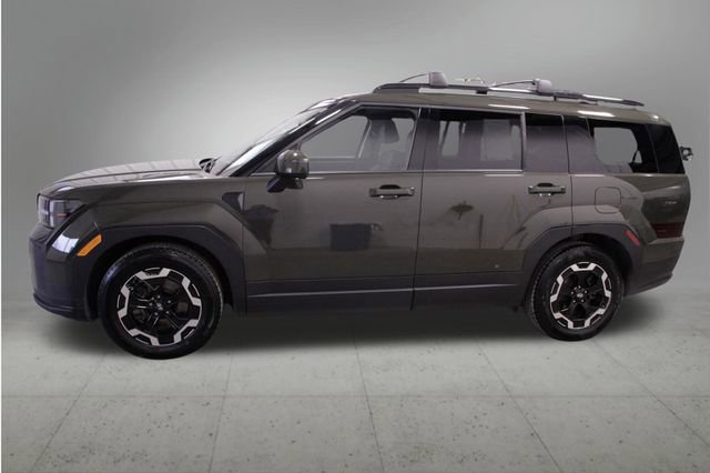 Used 2025 Hyundai Santa Fe SEL image 2