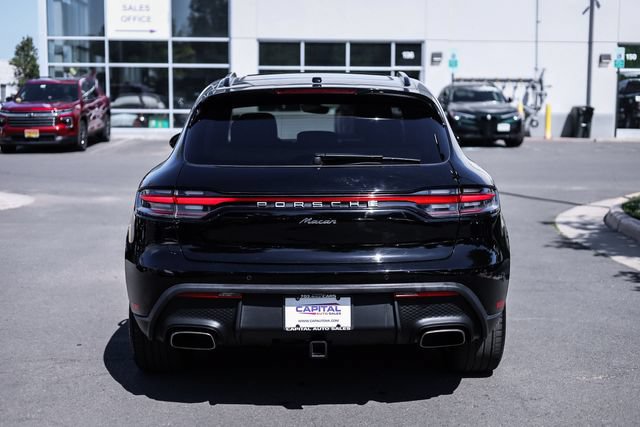 Used 2022 Porsche Macan AWD/4WD image 11