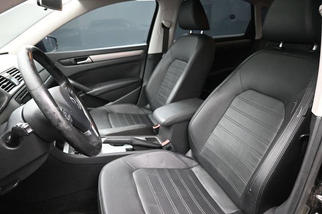 Used 2015 Volkswagen Passat 1.8T Sport FWD image 21