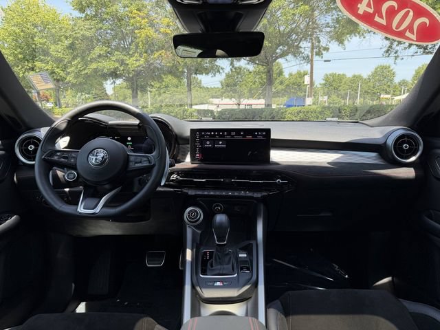 Used 2024 Alfa Romeo Tonale Veloce w/ Active Assist Package AWD/4WD image 34