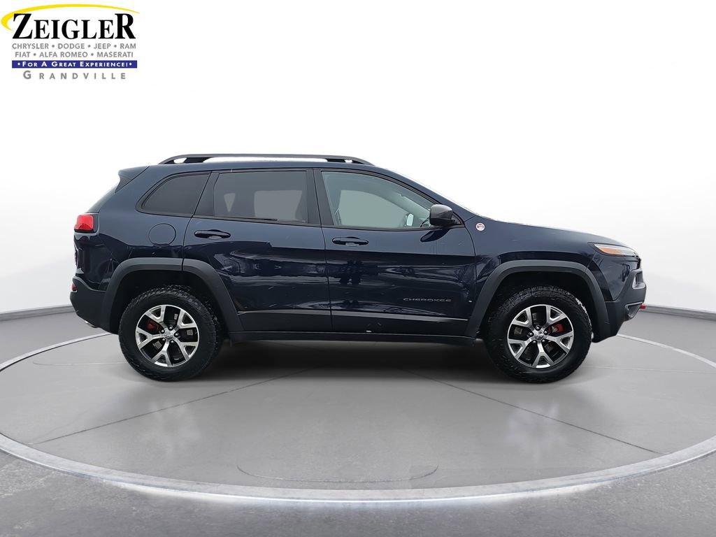 Used 2016 Jeep Cherokee Trailhawk w/ Leather Interior Group image 4