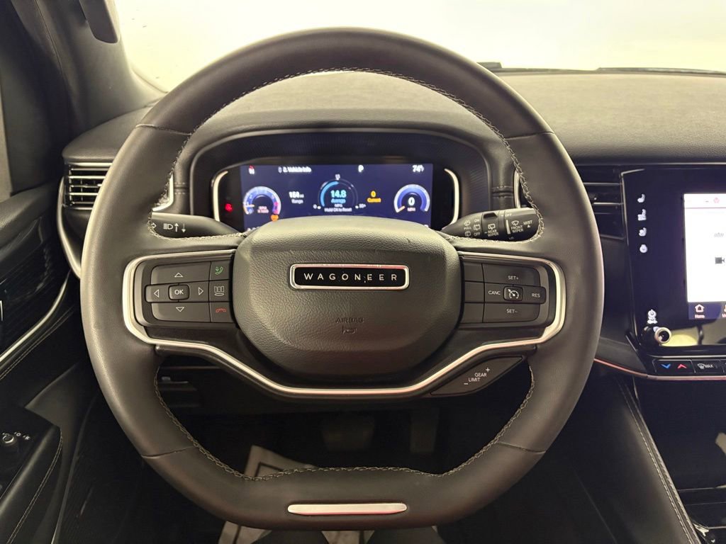 Used 2022 Jeep Wagoneer Series I AWD/4WD image 23