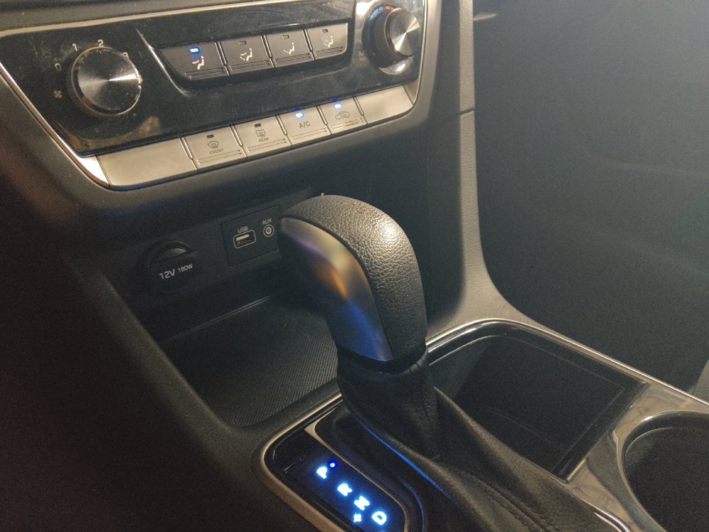 Used 2019 Hyundai Sonata SE w/ Cargo Package FWD image 26