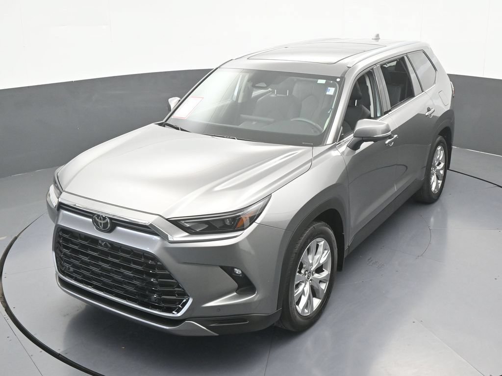 Used 2025 Toyota Grand Highlander AWD image 49