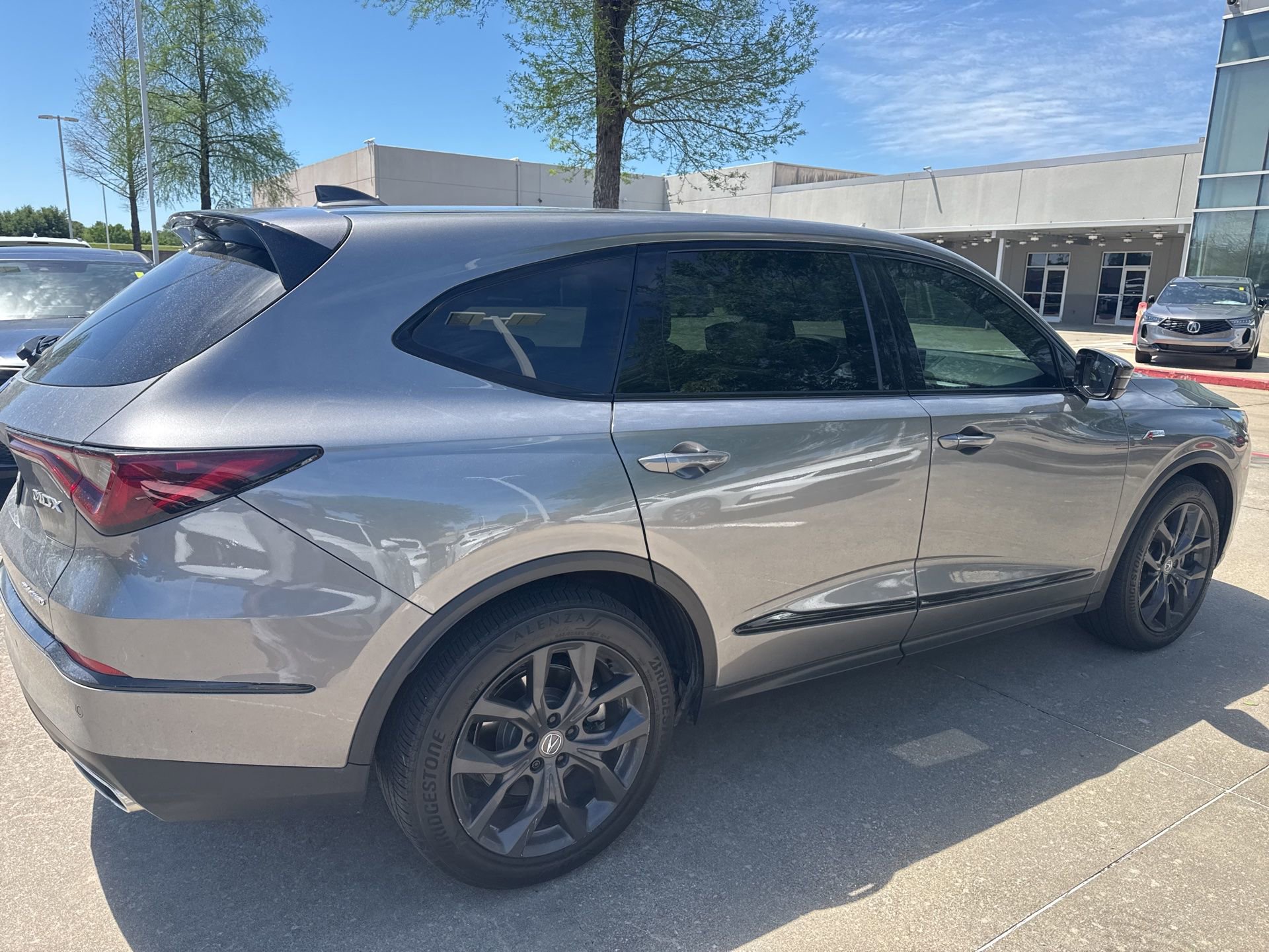 Used 2023 Acura MDX A-Spec image 4