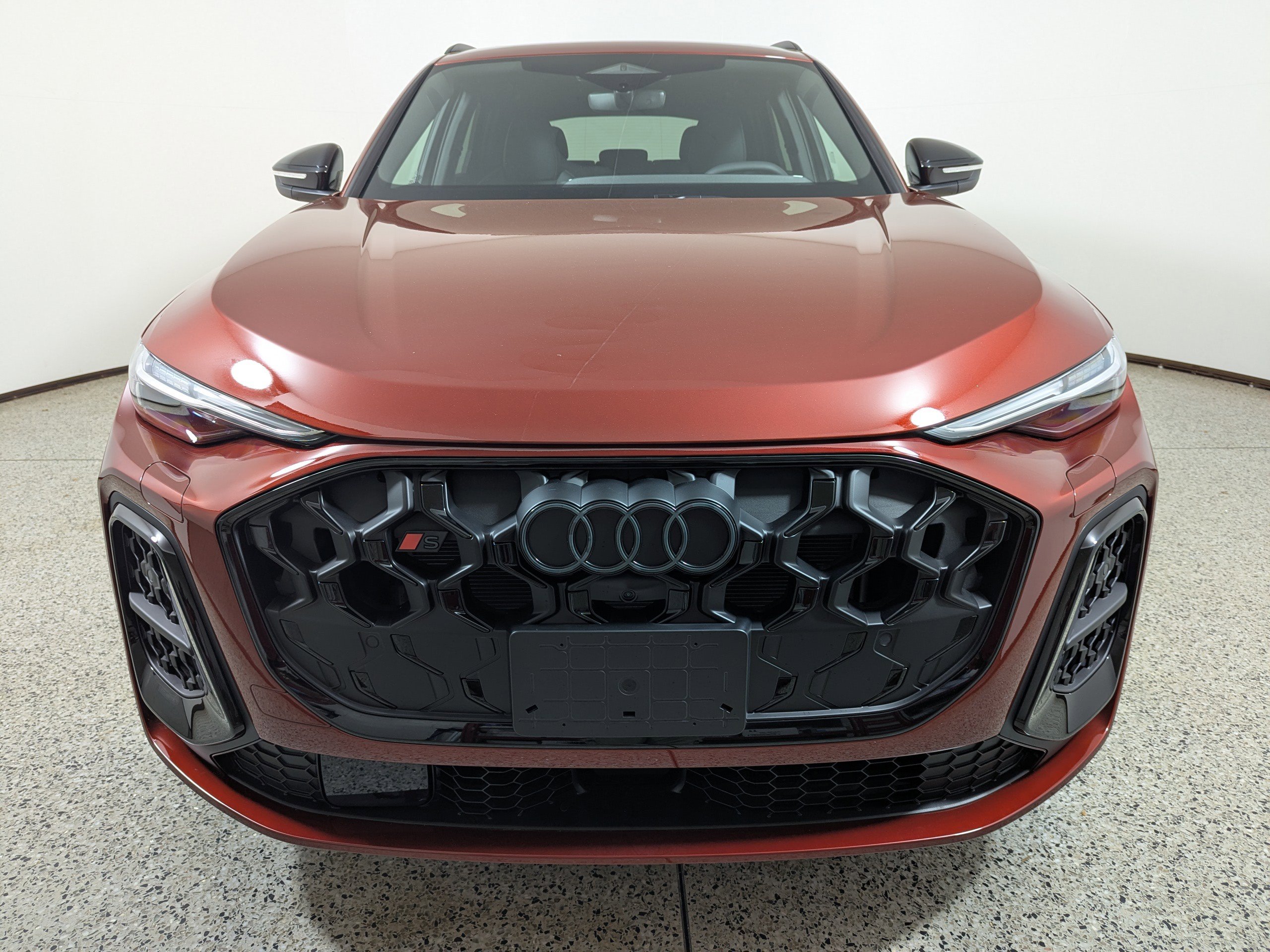 New 2025 Audi SQ5 Premium Plus image 2