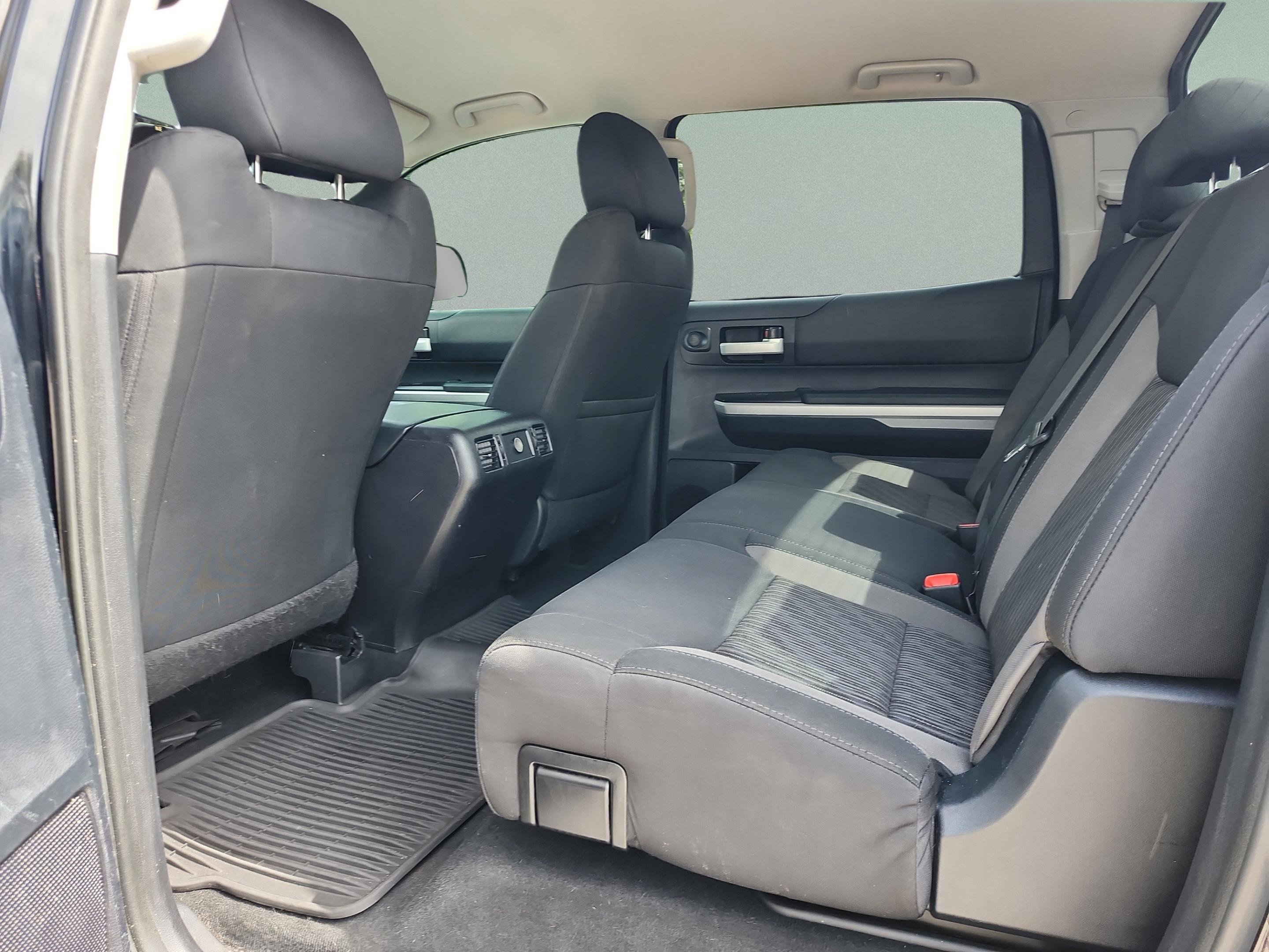 Used 2016 Toyota Tundra SR5 w/ SR5 Upgrade Package RWD image 17