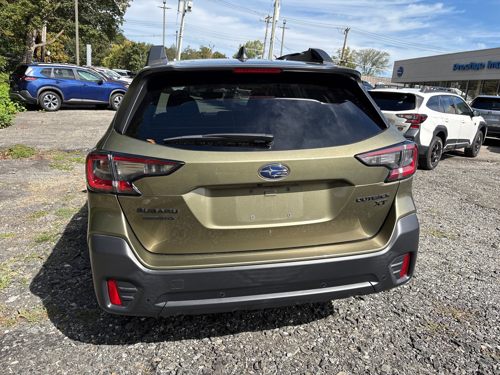 Used 2022 Subaru Outback Onyx Edition XT AWD/4WD image 6