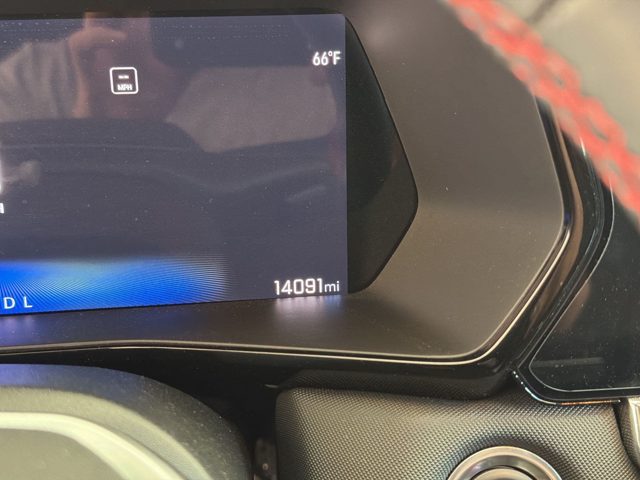 Used 2025 Chevrolet Colorado Z71 AWD/4WD image 23