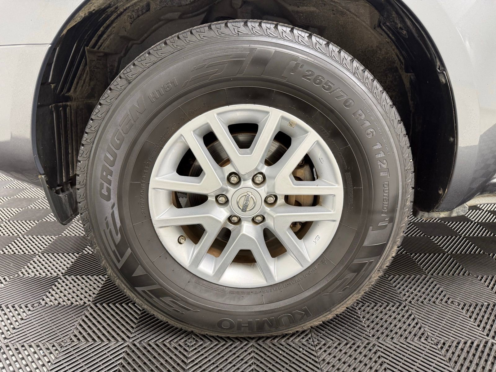 Used 2019 Nissan Frontier SV RWD image 10