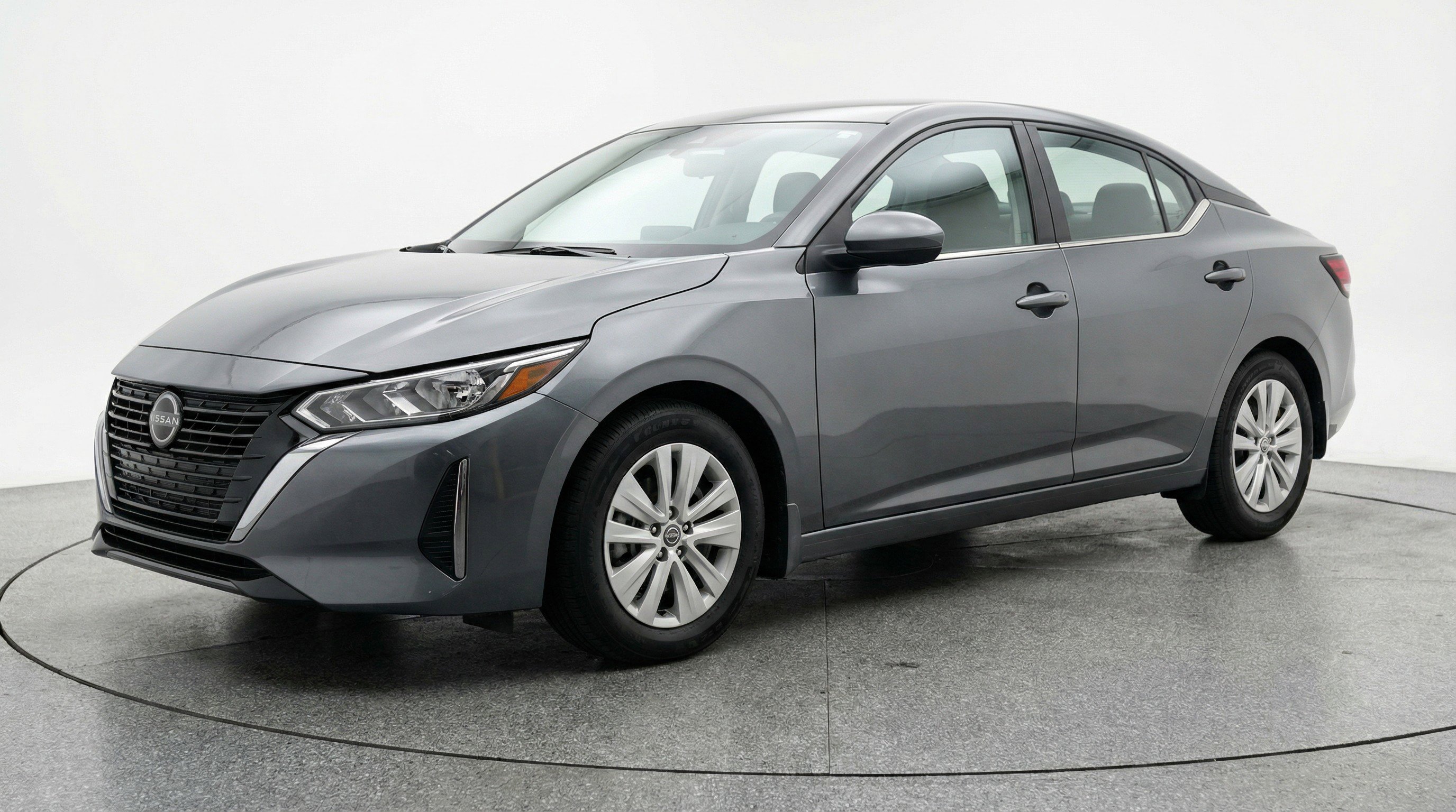 Used 2025 Nissan Sentra S image 3