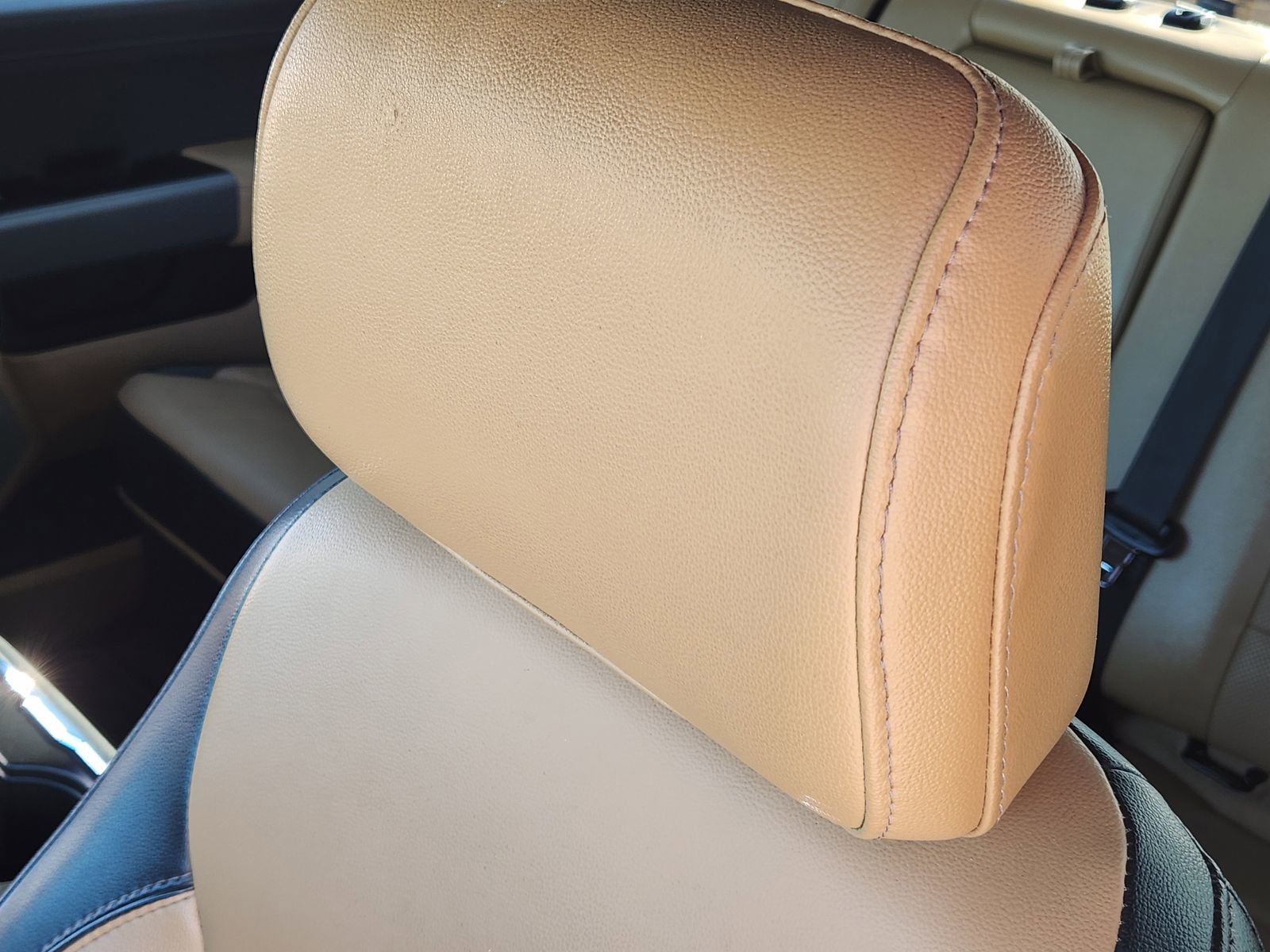 Used 2024 Ford F350 Lariat image 19