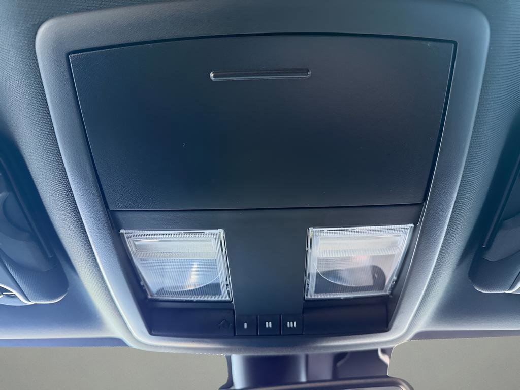 Used 2023 Dodge Challenger GT w/ Plus Package image 24