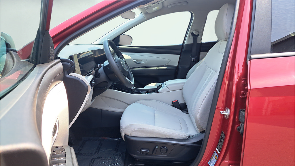 Used 2025 Hyundai Tucson SEL AWD/4WD image 10