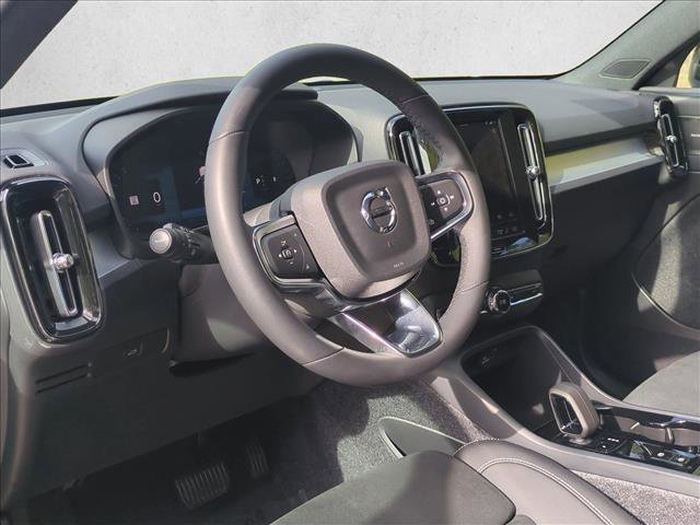 Used 2026 Volvo XC40 B5 Ultra w/ Protection Package Premier image 10