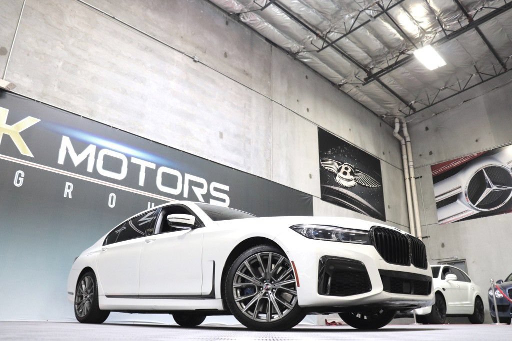 Used 2020 BMW 750i xDrive w/ Executive Package AWD/4WD image 83
