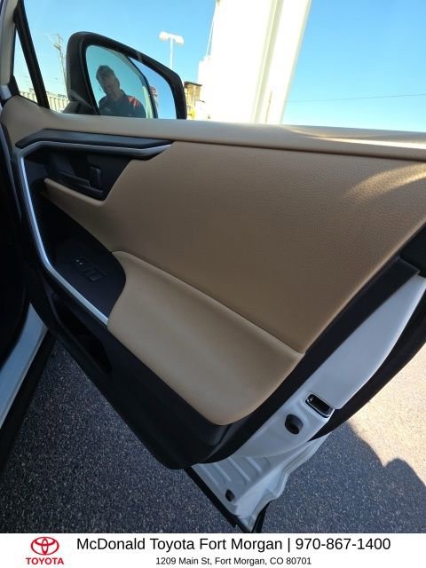 Used 2025 Toyota RAV4 LE image 23