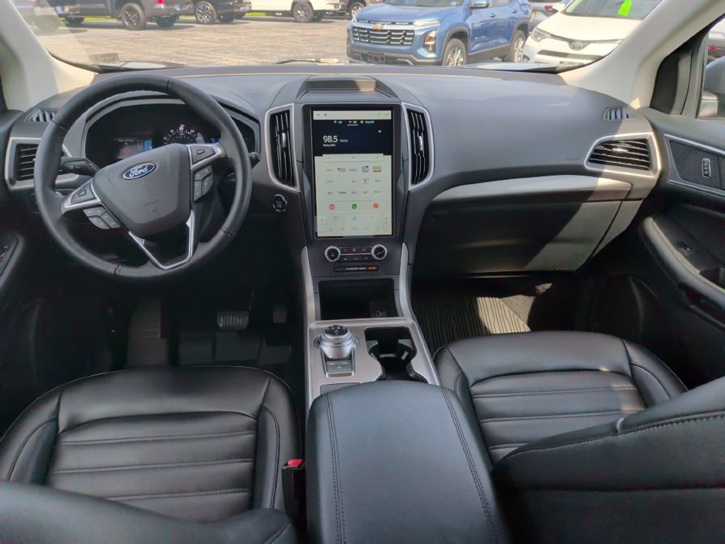 Certified 2023 Ford Edge SEL w/ Convenience Package AWD/4WD image 13