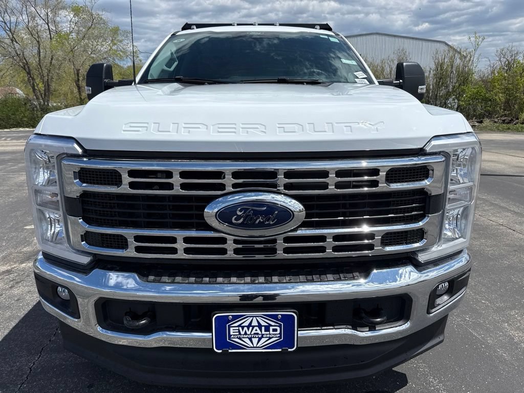 New 2026 Ford F350 XL w/ XL Chrome Package AWD/4WD image 3