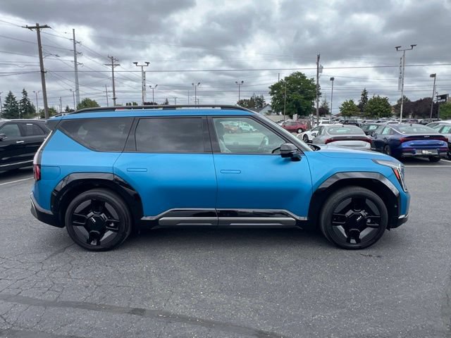 Certified 2024 Kia EV9 GT-Line AWD/4WD image 6