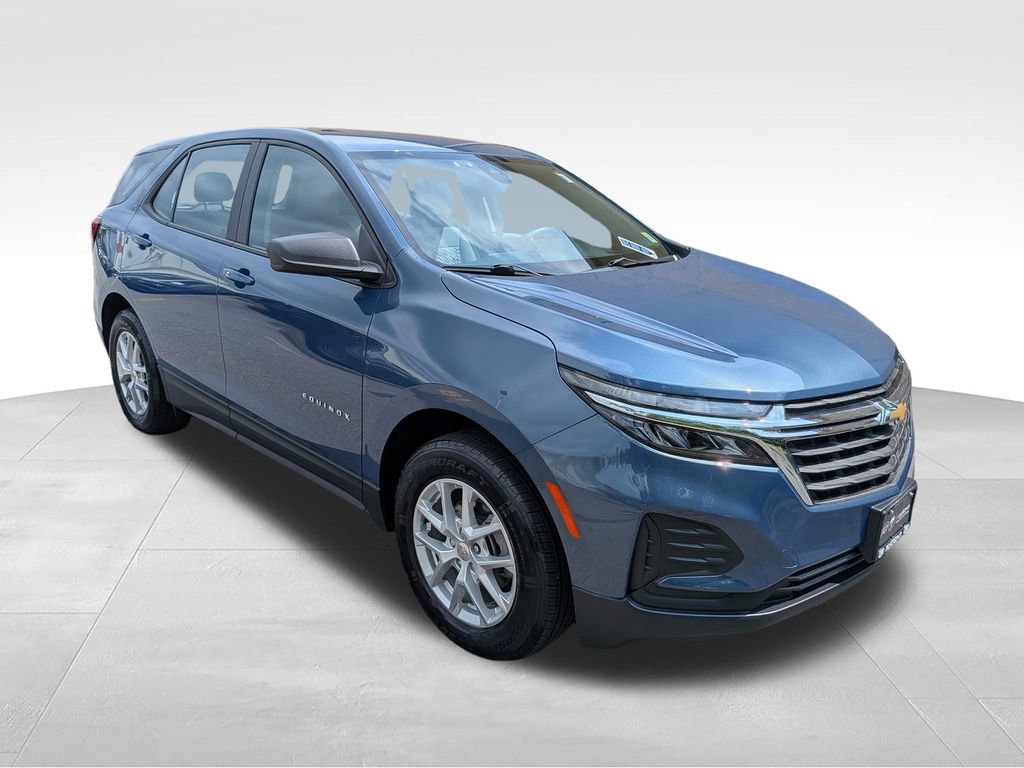 Used 2024 Chevrolet Equinox LS w/ LPO, Floor Liner Package AWD/4WD image 11