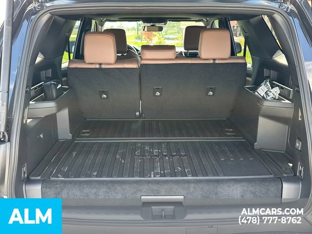 Used 2026 Toyota 4Runner Limited AWD/4WD image 21