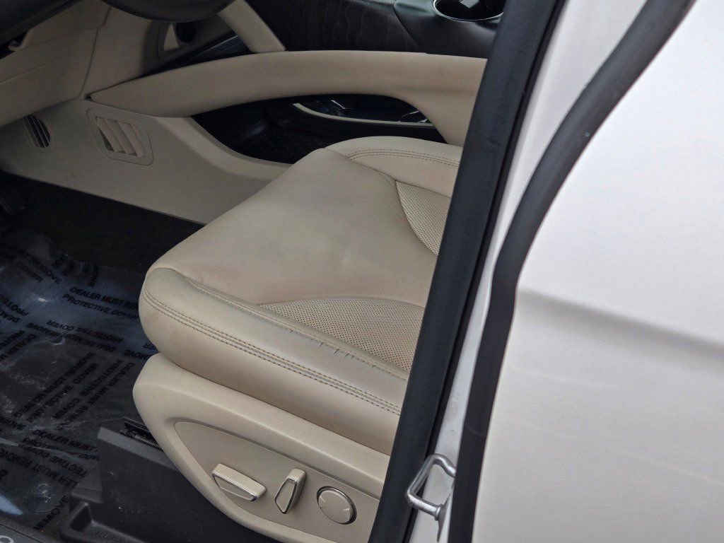 Used 2019 Lincoln Nautilus Select image 23