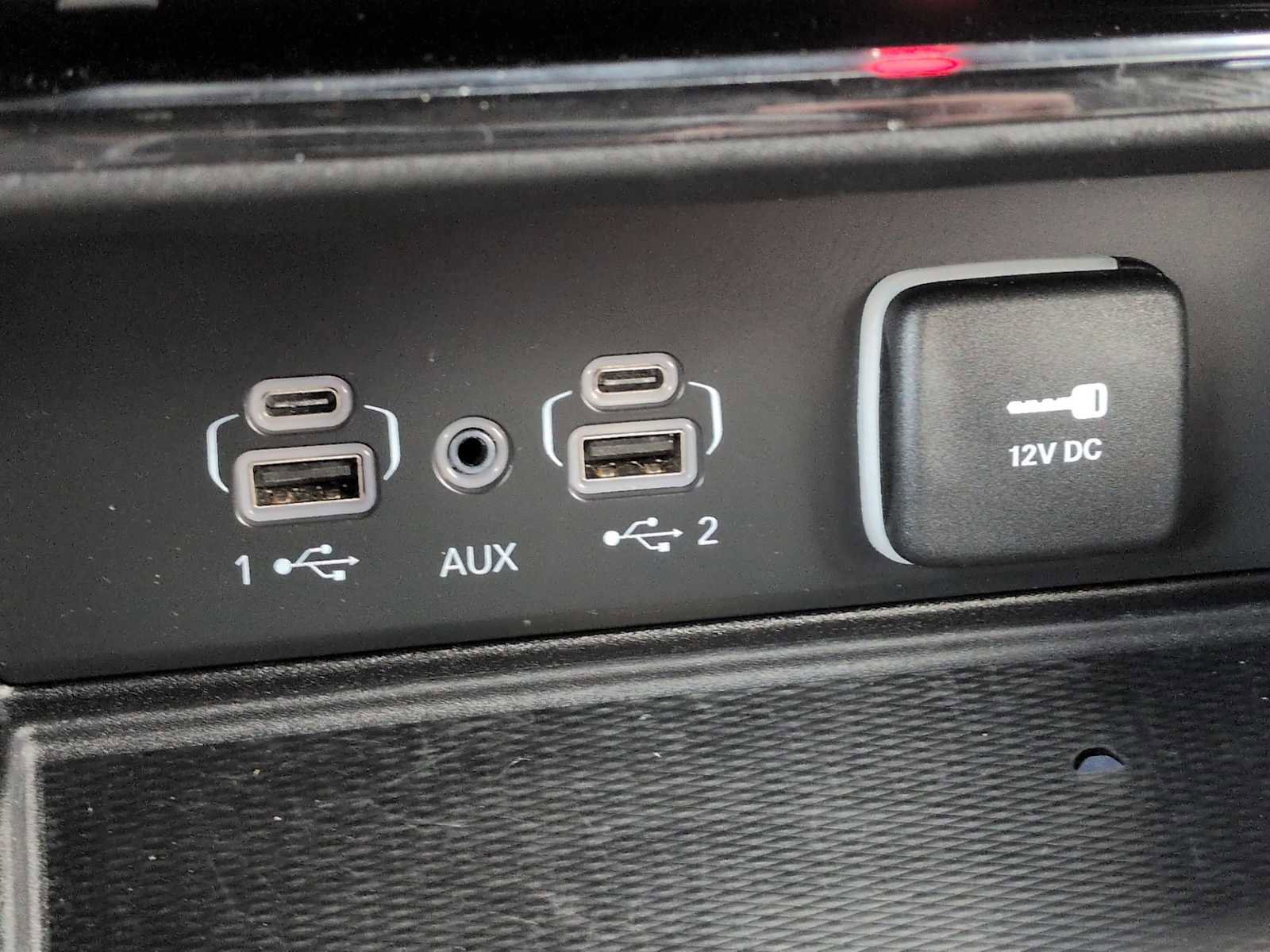 Used 2023 Jeep Grand Cherokee L Laredo image 30