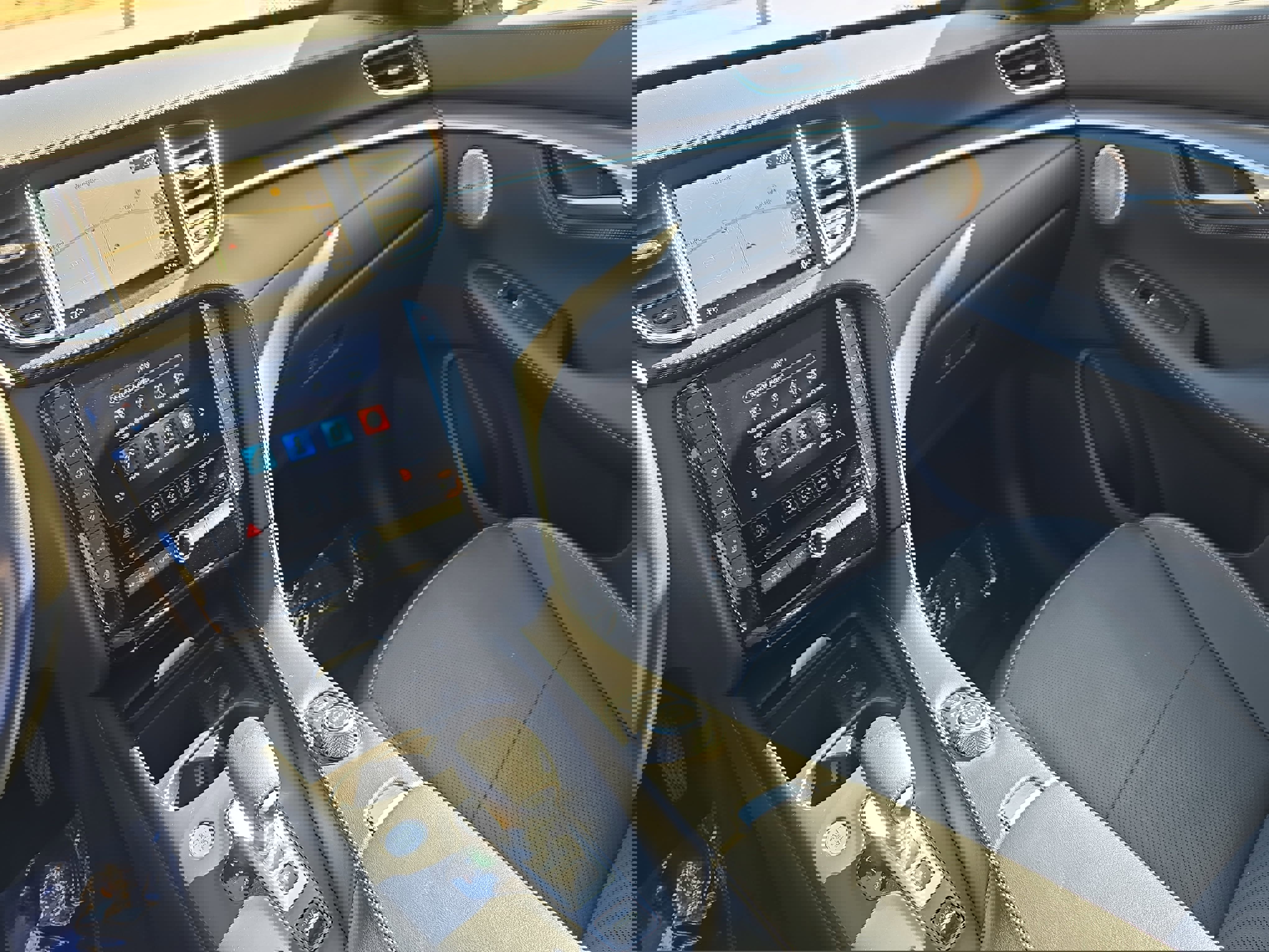 Used 2022 INFINITI QX55 Essential w/ Proassist Package image 24