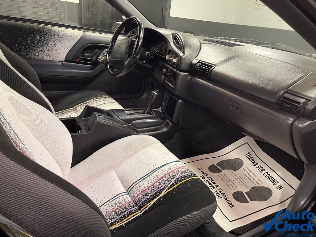 Used 1993 Chevrolet Camaro Z28 RWD image 16